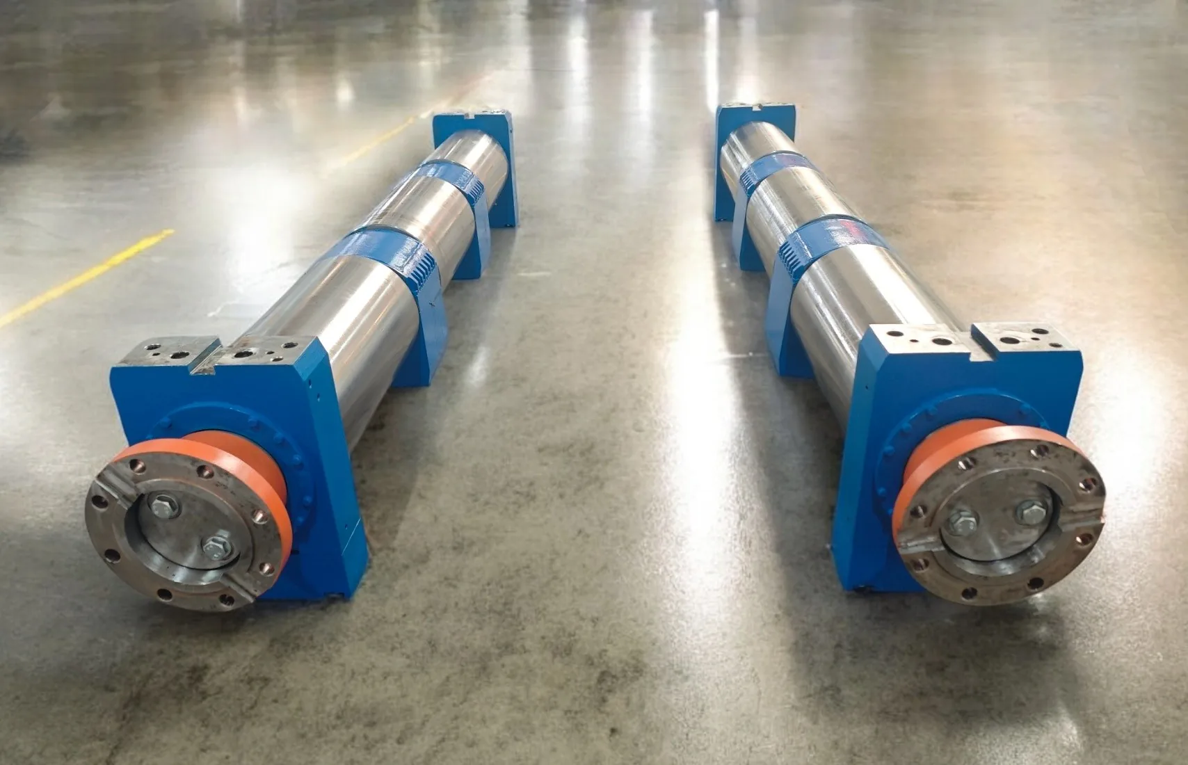Rolling mill rolls